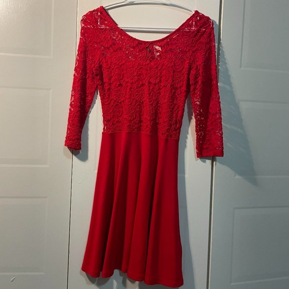 Red Dress - Picture 1 of 1